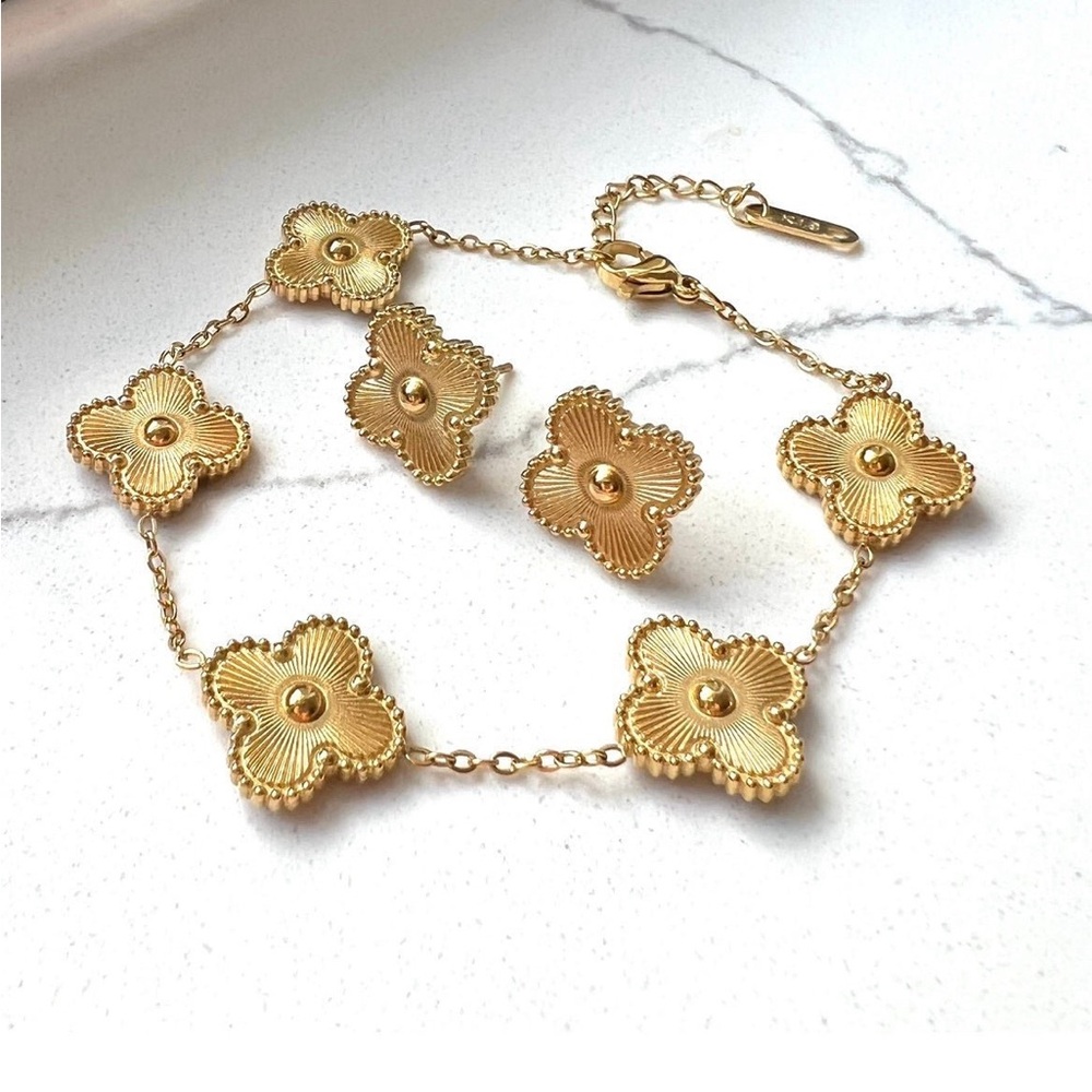 18K Gold Plated Stainless Steel Clover Earrings and Bracelet Set